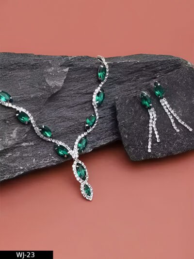Green Stone Jewellery Set
