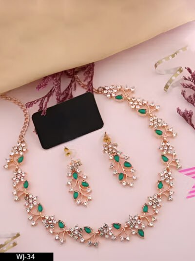 Rose Gold-Plated Artificial Stone Studded Necklace Jewellery set with 1 Pair of Earring
