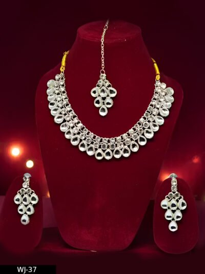 Necklace Set with Earring & Maangtika for women